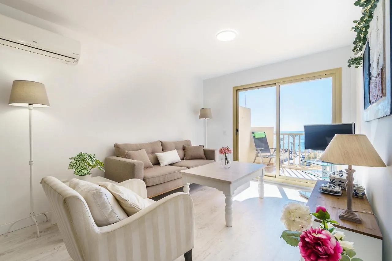Malagasuite Living Coast Fuengirola Apartment